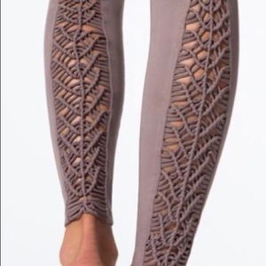 Carbon38 Taupe Sayang Collection Leggings Size S